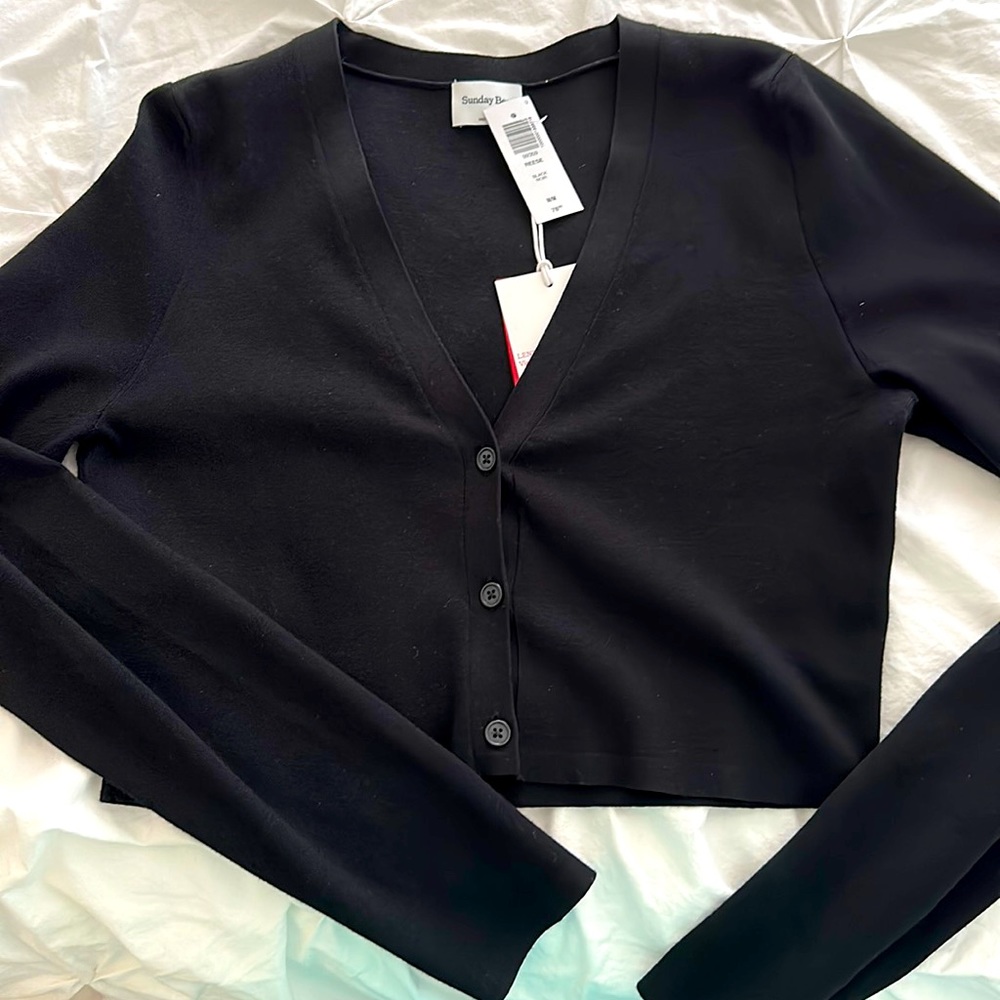 NWT Medium Aritzia Sunday Best Long Sleeve Reese Black Cropped Cardigan Sweater